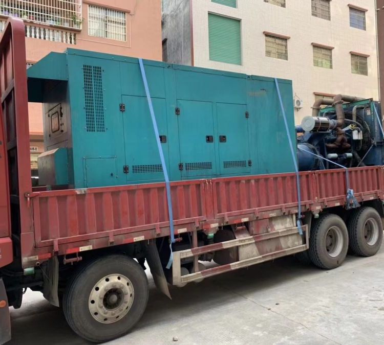 汤旺河如何在不同负载率下确保 400KW 柴油发电机组的正常运行？