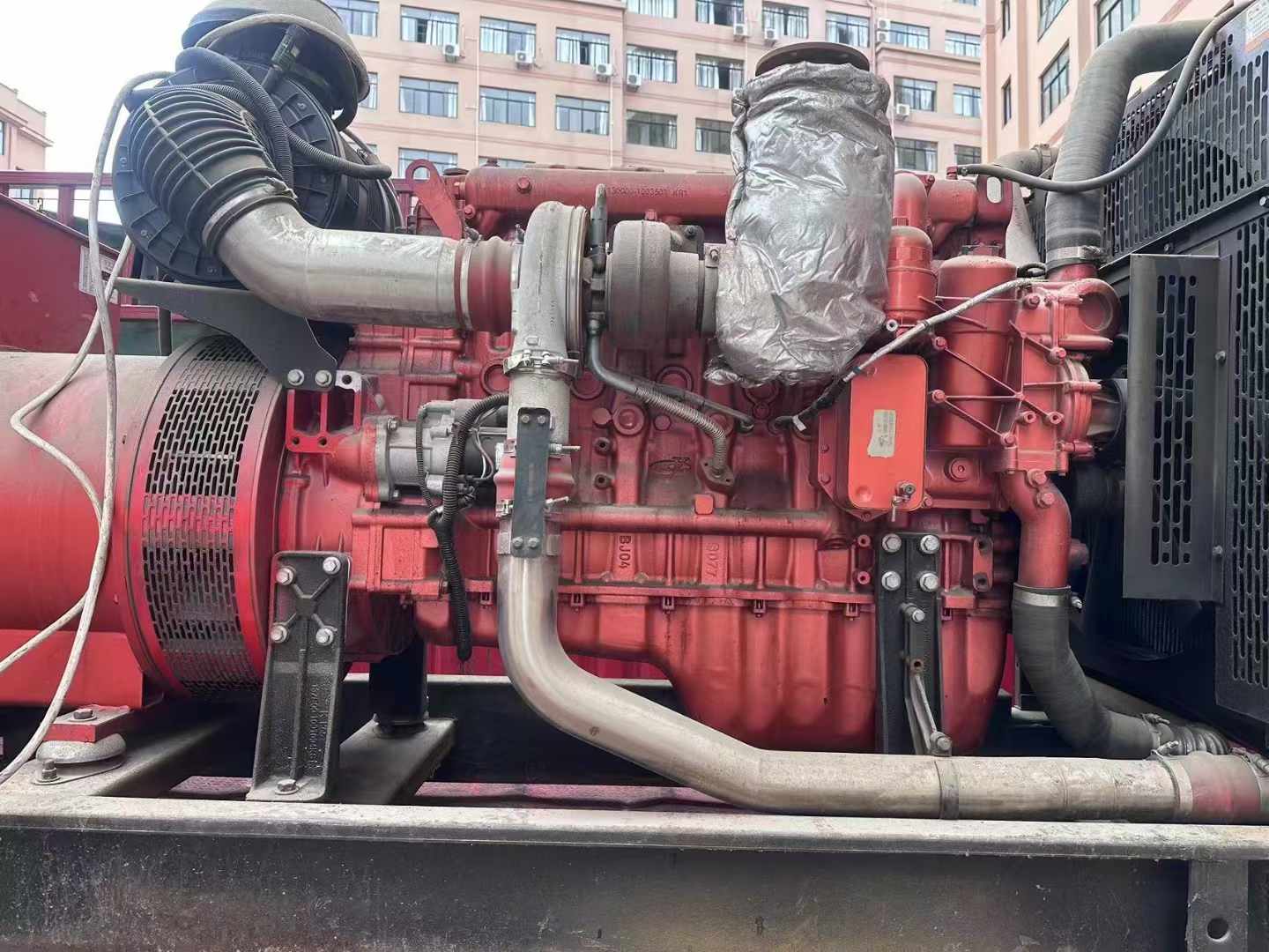汤旺河如何选择适合 600kW 柴油发电机组的过载保护器？